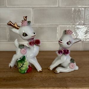 Set Vintage Napco Wales Japan White Ceramic Reindeer Figurines